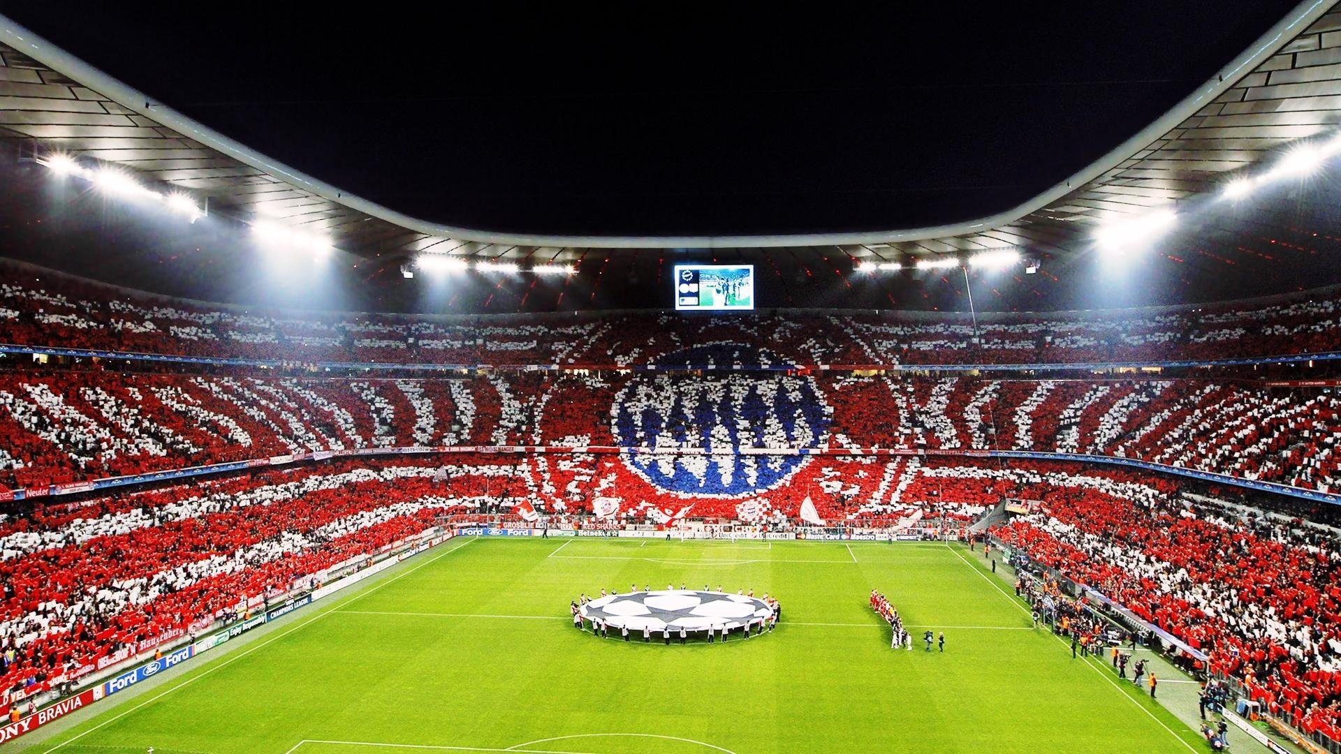 传奇不灭！库里第20赛季再创神迹，巴黎圣日耳曼球迷为他沸腾
